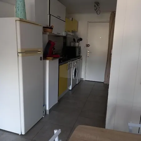 De Lina - West - Self Check-in Apartment *